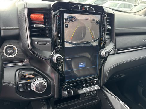 Used 2022 RAM 1500 Limited w/ Body-Colour Bumper Group image 34