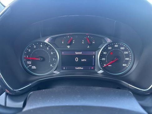 Used 2023 Chevrolet Equinox RS AWD/4WD image 19