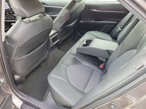 Used 2024 Toyota Camry SE FWD image 24