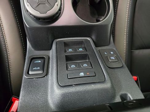 New 2025 Ford Bronco Outer Banks AWD/4WD image 35
