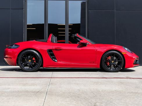 Certified 2019 Porsche 718 Boxster GTS image 13