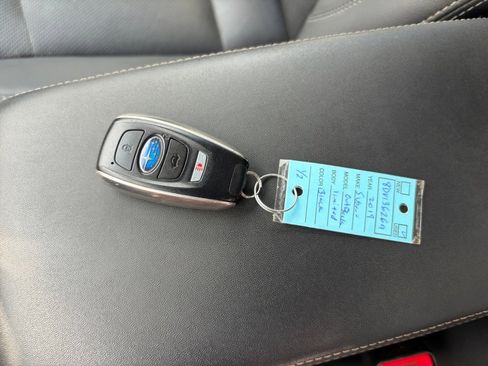 Used 2019 Subaru Outback 2.5i Limited AWD/4WD image 38