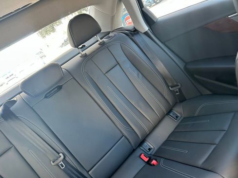 Used 2023 Audi A4 2.0T Premium w/ Convenience Package image 14