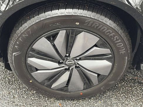 Certified 2023 Nissan Ariya FWD image 9