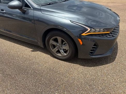 Used 2023 Kia K5 LXS FWD image 4