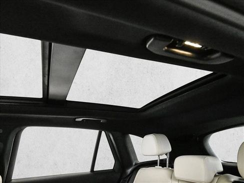 Certified 2025 Mercedes-Benz GLC 300 4MATIC image 21