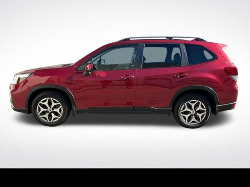 Certified 2021 Subaru Forester Premium AWD/4WD image 13