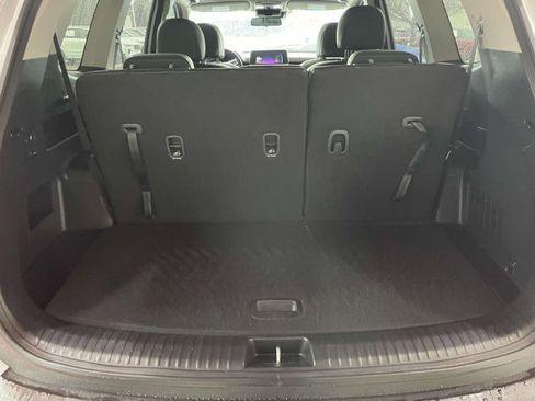 Used 2022 Kia Telluride S image 43