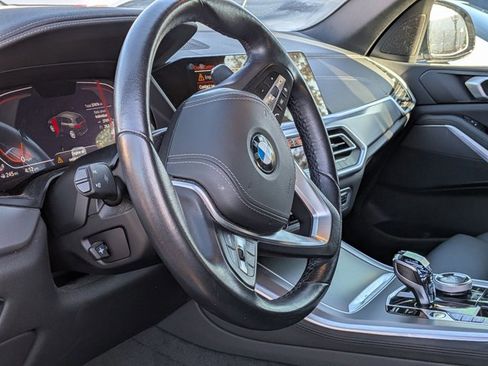 Used 2022 BMW X5 xDrive40i w/ Executive Package image 9