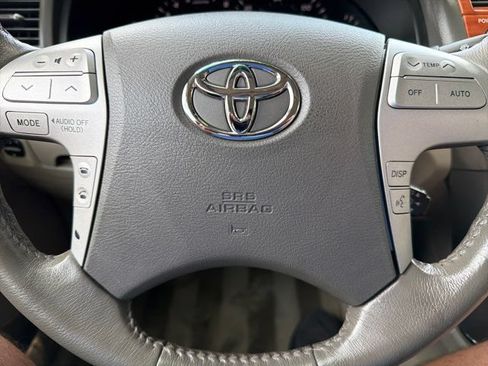Used 2009 Toyota Camry XLE FWD image 23