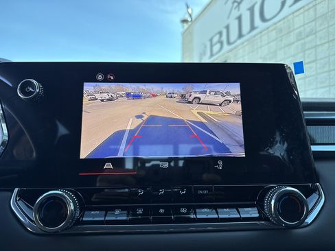 New 2026 GMC Canyon Elevation w/ Convenience Package image 24