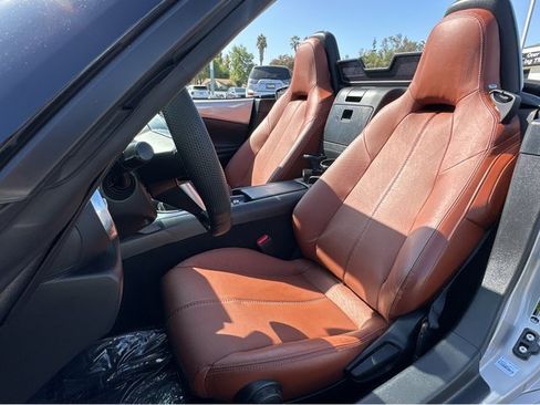 Used 2023 MAZDA MX-5 Miata Grand Touring image 5