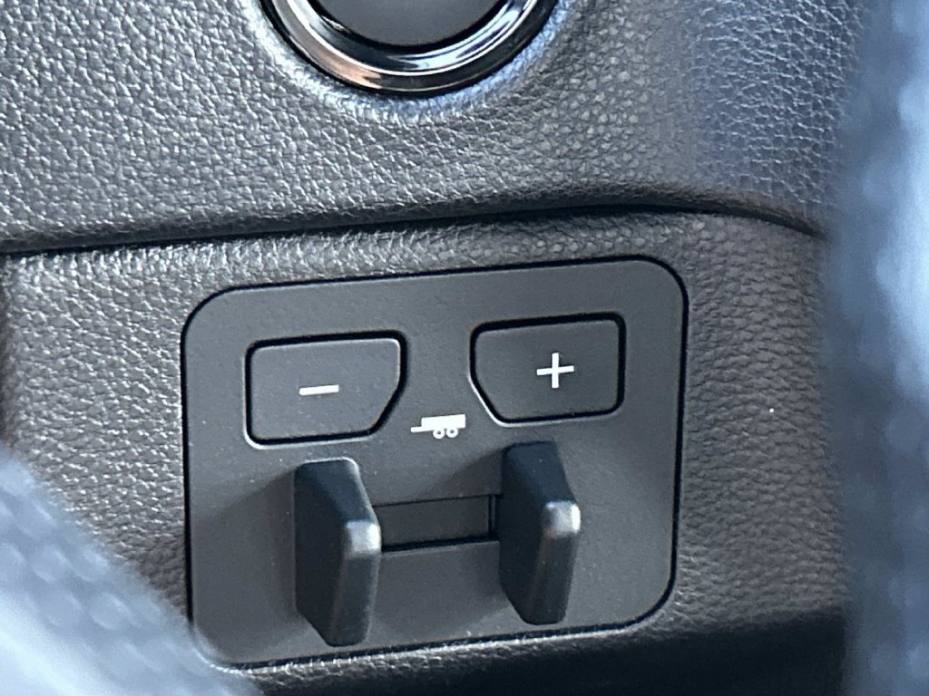 New 2026 Toyota Tundra SR5 AWD/4WD image 40