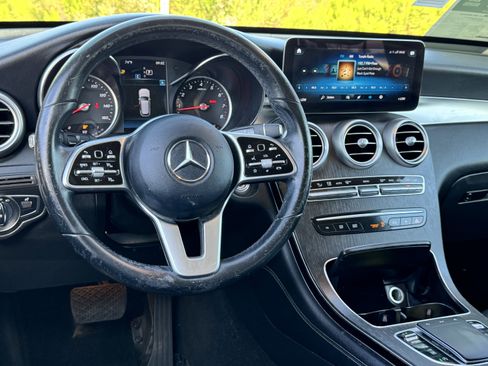 Used 2021 Mercedes-Benz GLC 300 4MATIC image 31