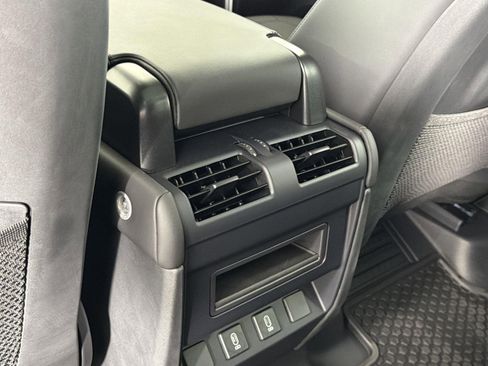 New 2026 Land Rover Defender 110 S image 28
