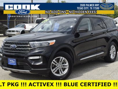 Certified 2023 Ford Explorer XLT w/ Equipment Group 202A