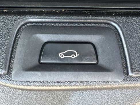 Used 2021 BMW X5 sDrive40i w/ Convenience Package RWD image 20