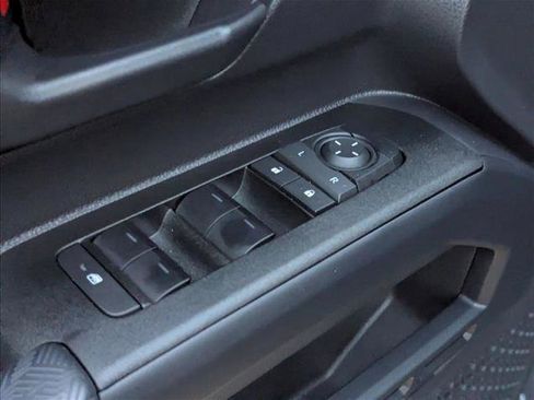 Used 2026 Toyota 4Runner SR5 AWD/4WD image 9