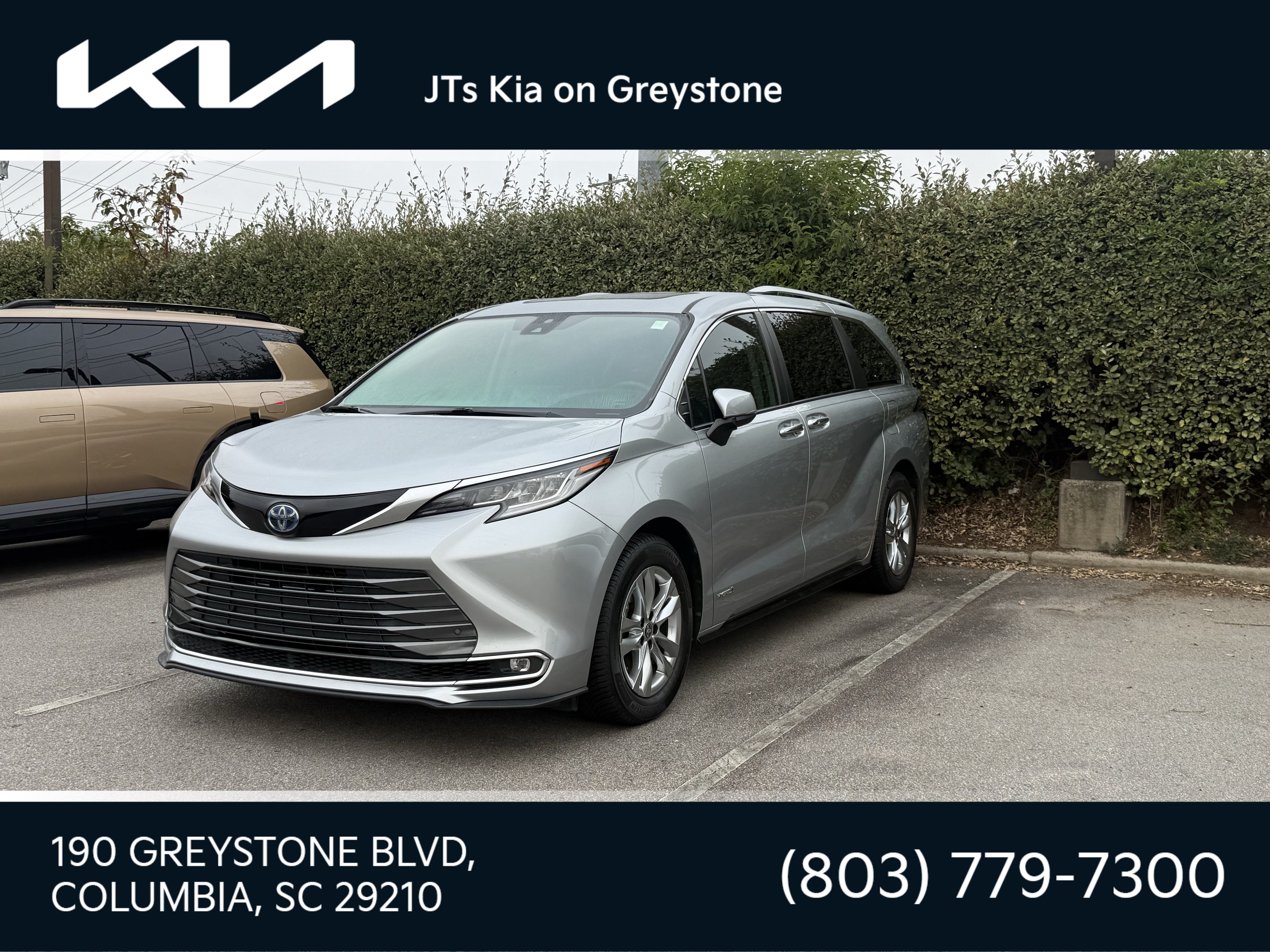 Used 2021 Toyota Sienna Limited FWD 360° Tour