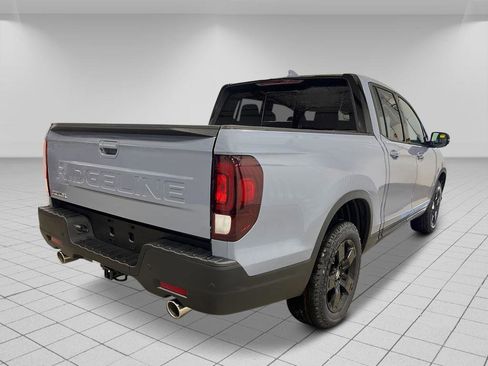 New 2026 Honda Ridgeline Black Edition image 7