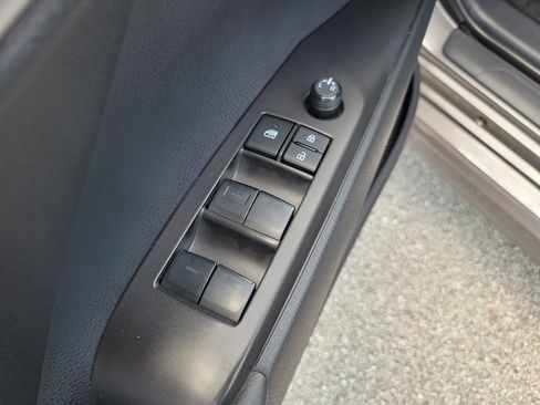 Used 2024 Toyota Camry SE FWD image 14