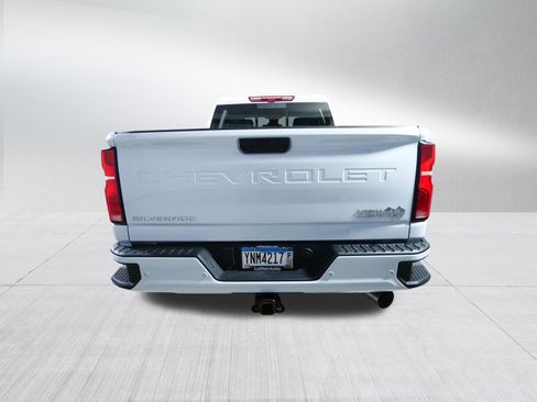 Used 2026 Chevrolet Silverado 3500 High Country w/ High Country Premium Package AWD/4WD image 6