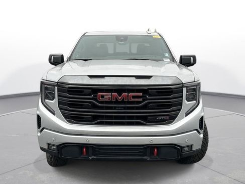Used 2022 GMC Sierra 1500 AT4 w/ AT4 Premium Package image 3