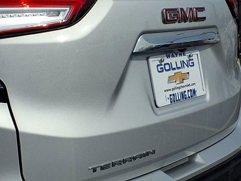 Used 2022 GMC Terrain SLE w/ Driver Convenience Package image 24