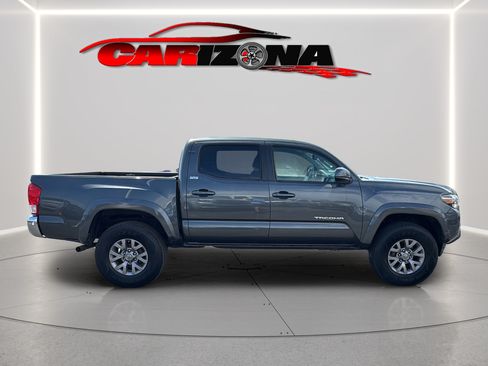 Used 2016 Toyota Tacoma SR5 w/ SR5 Appearance Package (SN) RWD image 4