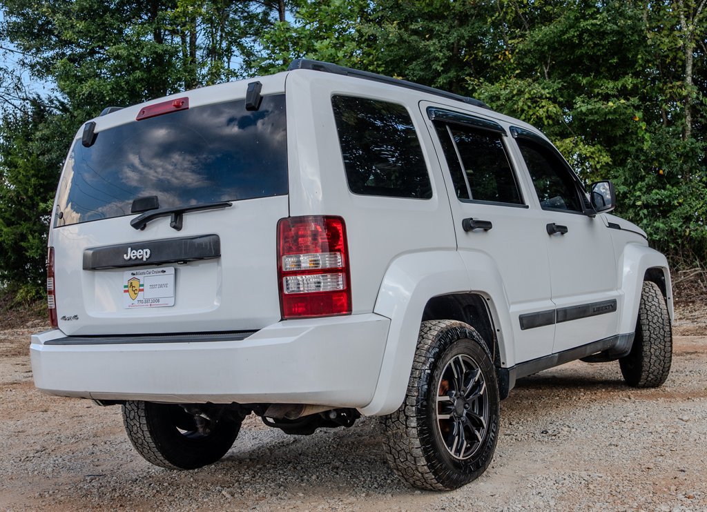 Used 2011 Jeep Liberty Sport w/ Popular Equipment Group AWD/4WD image 6