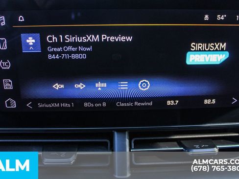 Used 2025 Chevrolet Trax LT w/ LT Convenience Package image 34