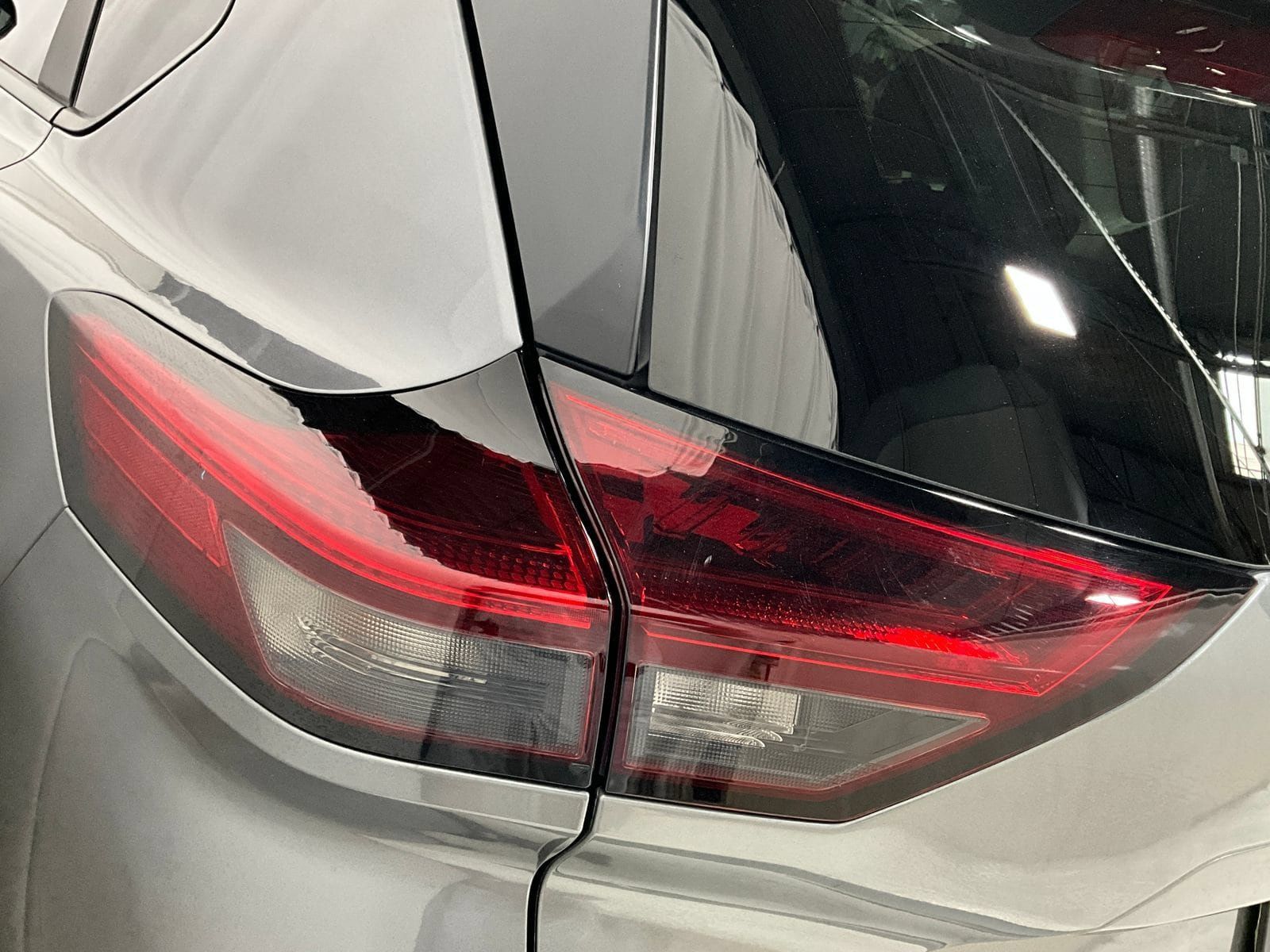 Used 2025 Nissan Rogue SV AWD/4WD image 27