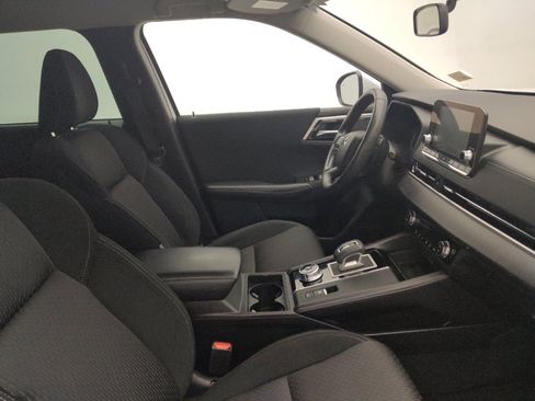 Used 2023 Mitsubishi Outlander ES FWD image 21
