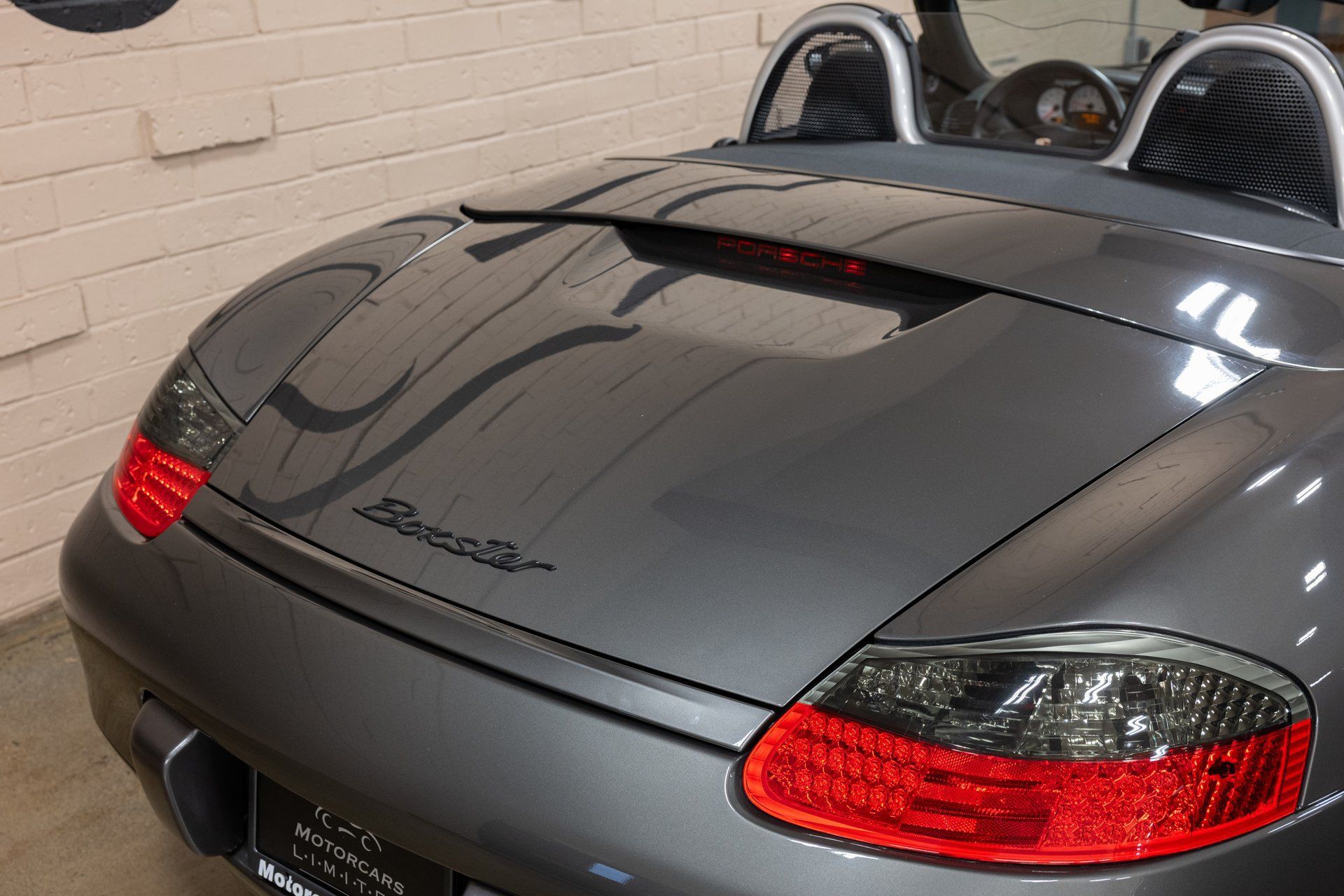 Used 2001 Porsche Boxster RWD image 8