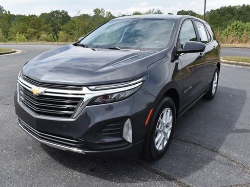 Certified 2022 Chevrolet Equinox LT image 2