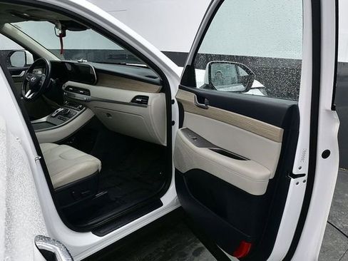 Used 2021 Hyundai Palisade SEL w/ Premium Package image 11