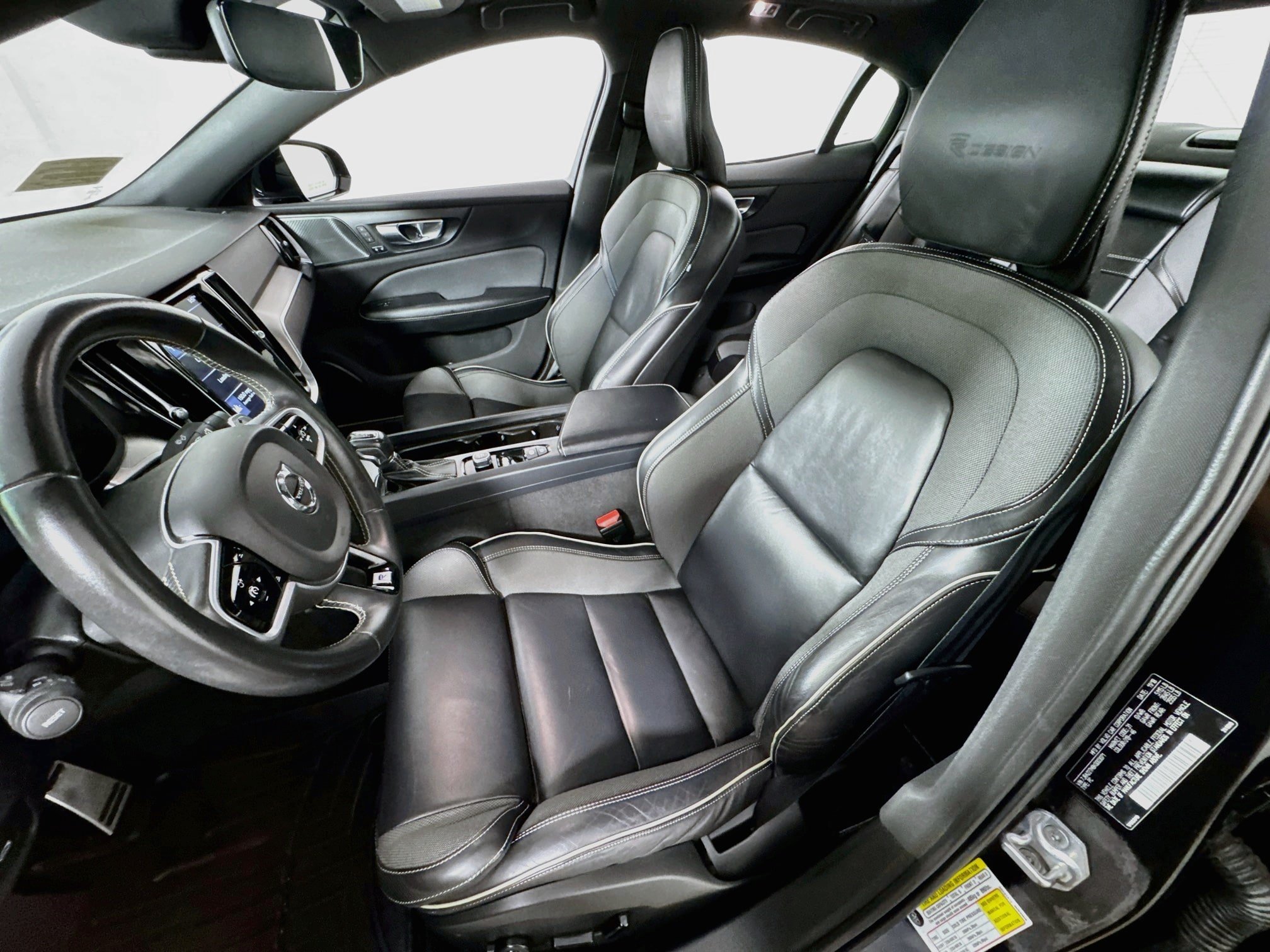 Used 2019 Volvo S60 T6 R-Design AWD/4WD image 15