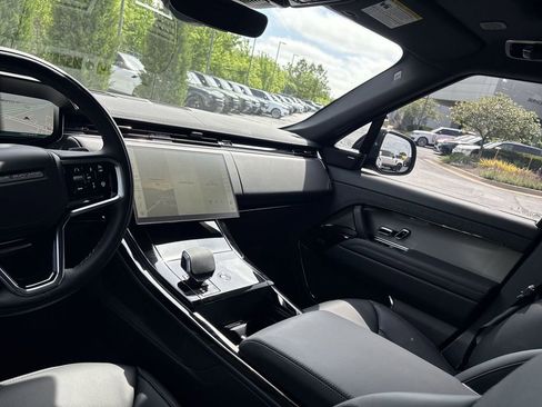 New 2026 Land Rover Range Rover Sport SE AWD/4WD image 13