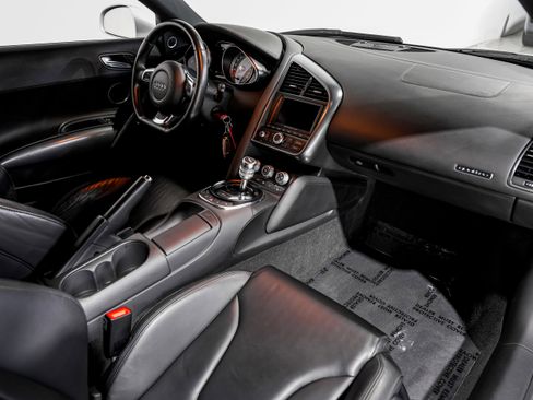 Used 2008 Audi R8 V8 image 29