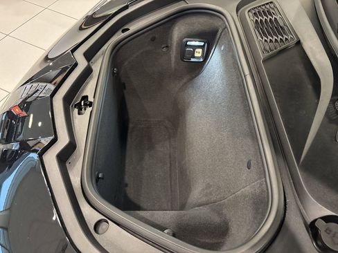 Used 2024 Chevrolet Corvette Stingray Convertible w/ Z51 Performance Package image 34