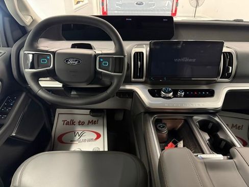 New 2025 Ford Expedition Max Active image 21