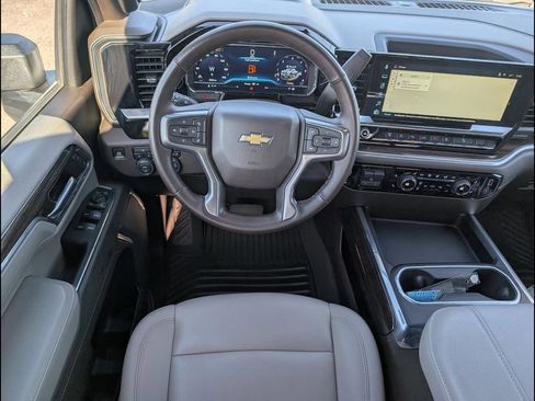 Used 2024 Chevrolet Silverado 2500 LT w/ All Star Edition AWD/4WD image 12