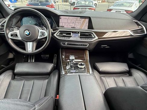 Used 2019 BMW X5 xDrive40i w/ M Sport Package image 14