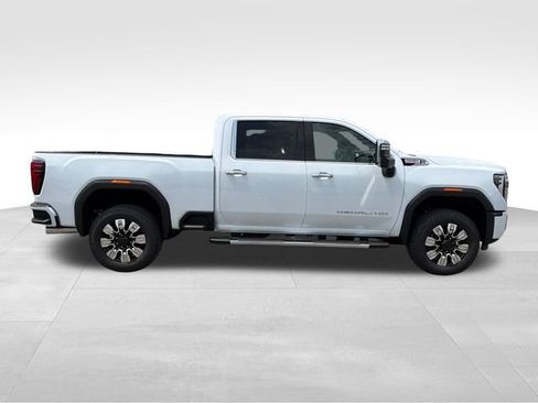 New 2026 GMC Sierra 2500 Denali w/ Denali Reserve Package AWD/4WD image 8