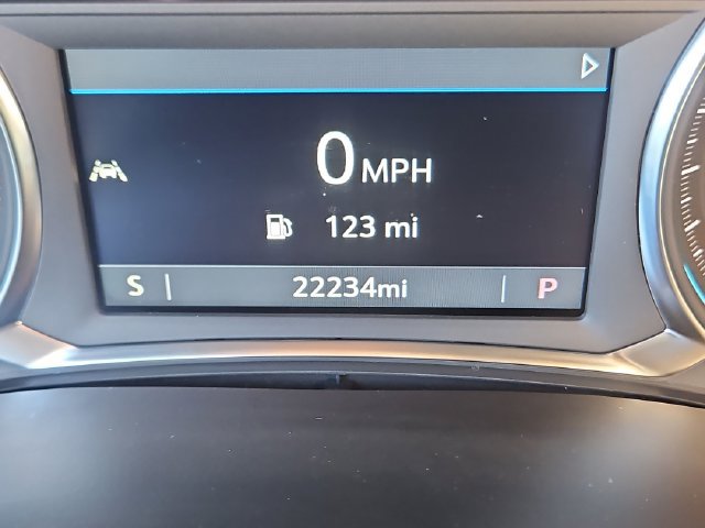 Used 2023 Chevrolet Traverse LT FWD image 17