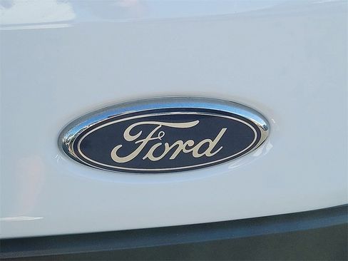 Used 2019 Ford Transit 350 XLT image 24