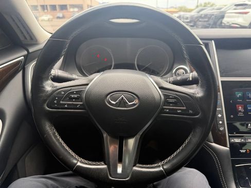 Used 2018 INFINITI Q50 Luxe w/ Cargo Package (L95) RWD image 17