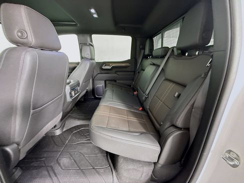 Used 2023 Chevrolet Silverado 1500 High Country w/ High Country Premium Package AWD/4WD image 20