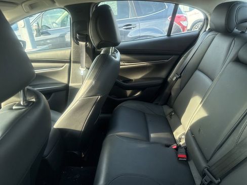 Used 2024 MAZDA MAZDA3 s FWD image 38