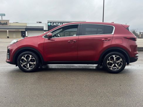 Used 2021 Kia Sportage LX image 7
